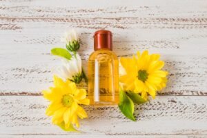 Helichrysum Essential Oil Uses and Benefits